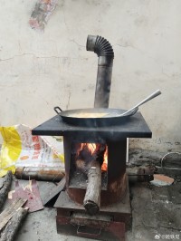 我家那口火山小封，守了365天灶台之后