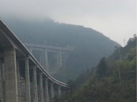 坐K365次列车，一路向南，寻找春天