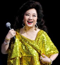 当年听到徐小凤365里路，我整个人像被钉在了收音机前