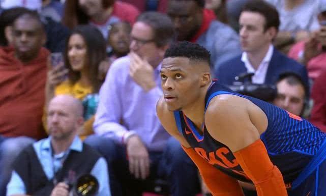 在2024年的NBA季后赛中，快船队和太阳队之间的系列赛总共有6场比赛。具体比赛结果如下