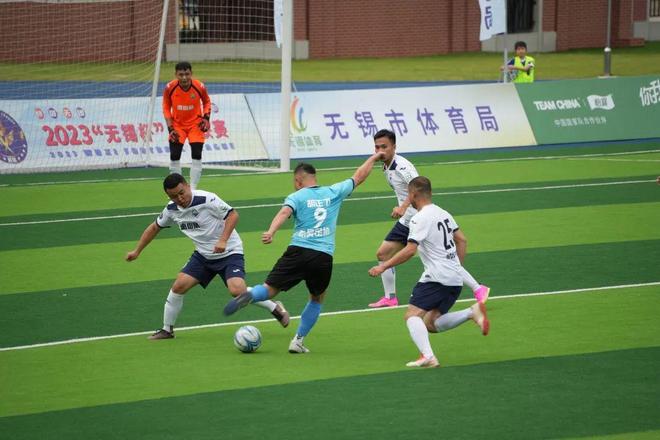 在2023年10月22日进行的荷兰足球乙级联赛(Eerste Divisie)中,弗耶诺德(Feyenoord)对阵福伦丹(Fortuna Sittard)的比赛结果为 在2023年10月22日进行的荷兰足球乙级联赛(Eerste Divisie)中,弗耶诺德(Feyenoord)对阵福伦丹(Fortuna Sittard)的比赛结果为