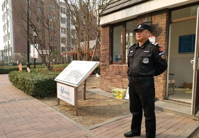 给家门口装个电子保安，YCC365 Plus 室外安装，手把手教你搞定