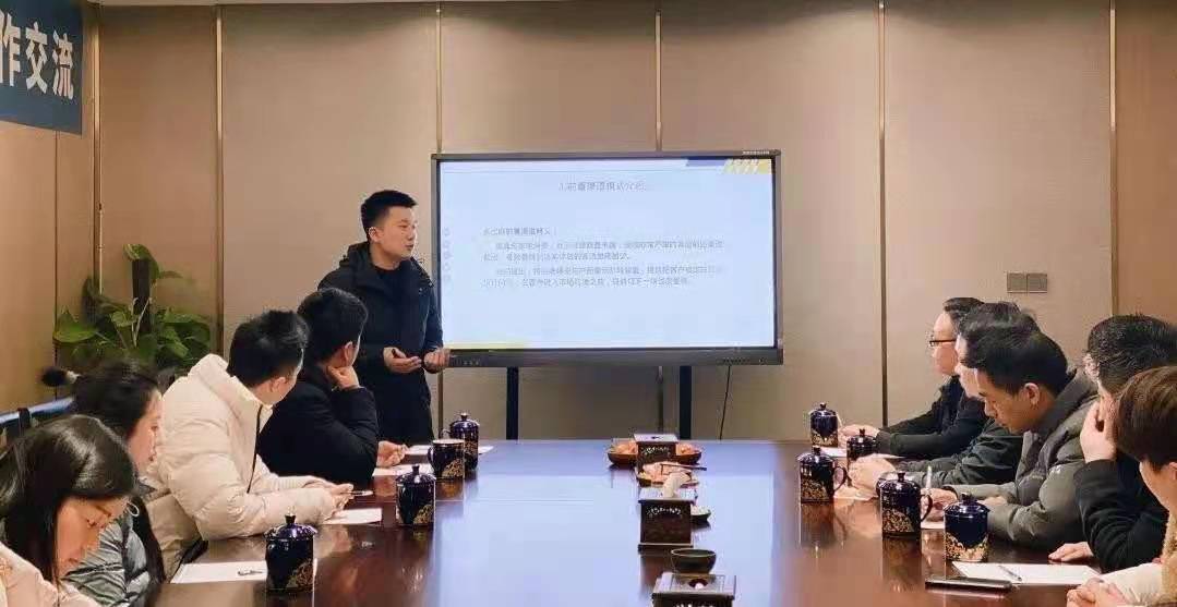我装那台B365M主板的血泪教训与实用指南