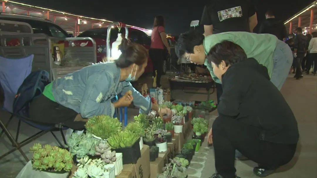 在榆树365夜市，我学到的三节摆摊实战课