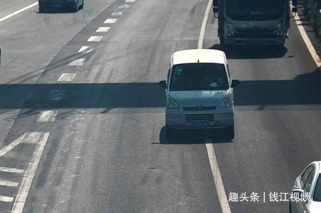 那天下午，我差点在PPT里翻车