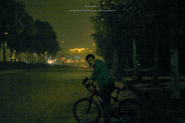 那个晚上,我给一首老歌重新配上了自己的画面 那个晚上,我给一首老歌重新配上了自己的画面