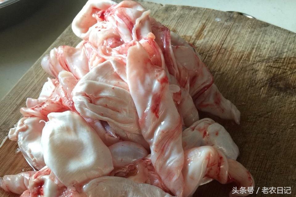 去年我在菜市场看人卖鱼，一年真赚了365万