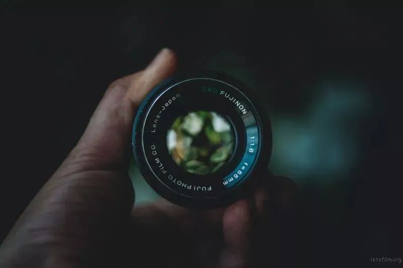 我用365张照片，把一整年塞进了一分钟里