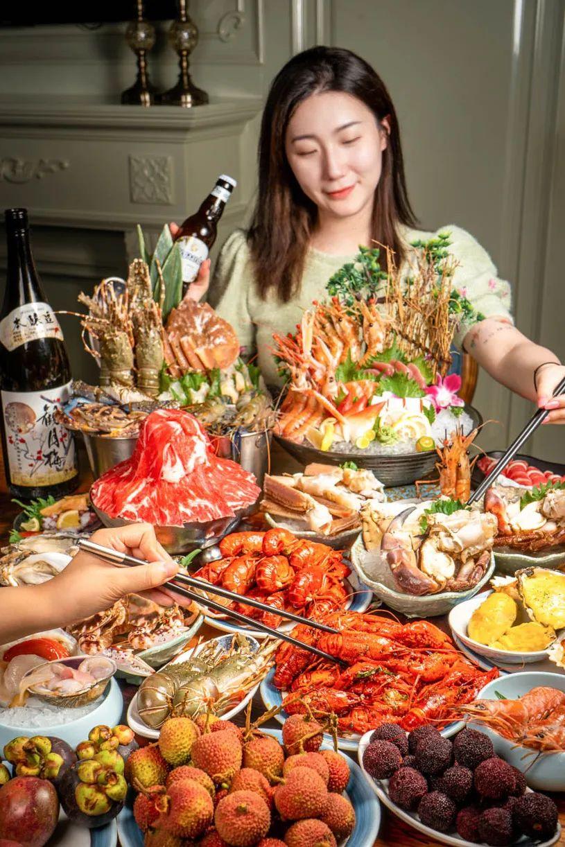 朋友半夜发来一张截图问我，365大佬3到底是啥玩意儿，至于让这么多人蹲到凌晨？