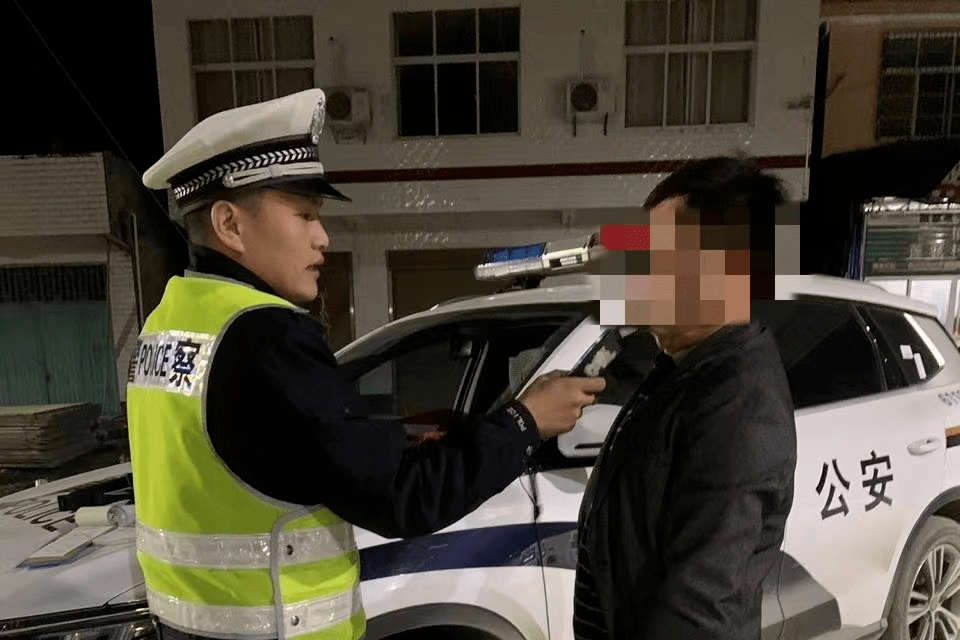 巴中新闻365酒驾，藏着多少普通人的侥幸与眼泪